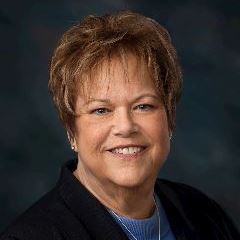 Barb Toohey Chosen for “100 Great Iowa Nurses” Honor