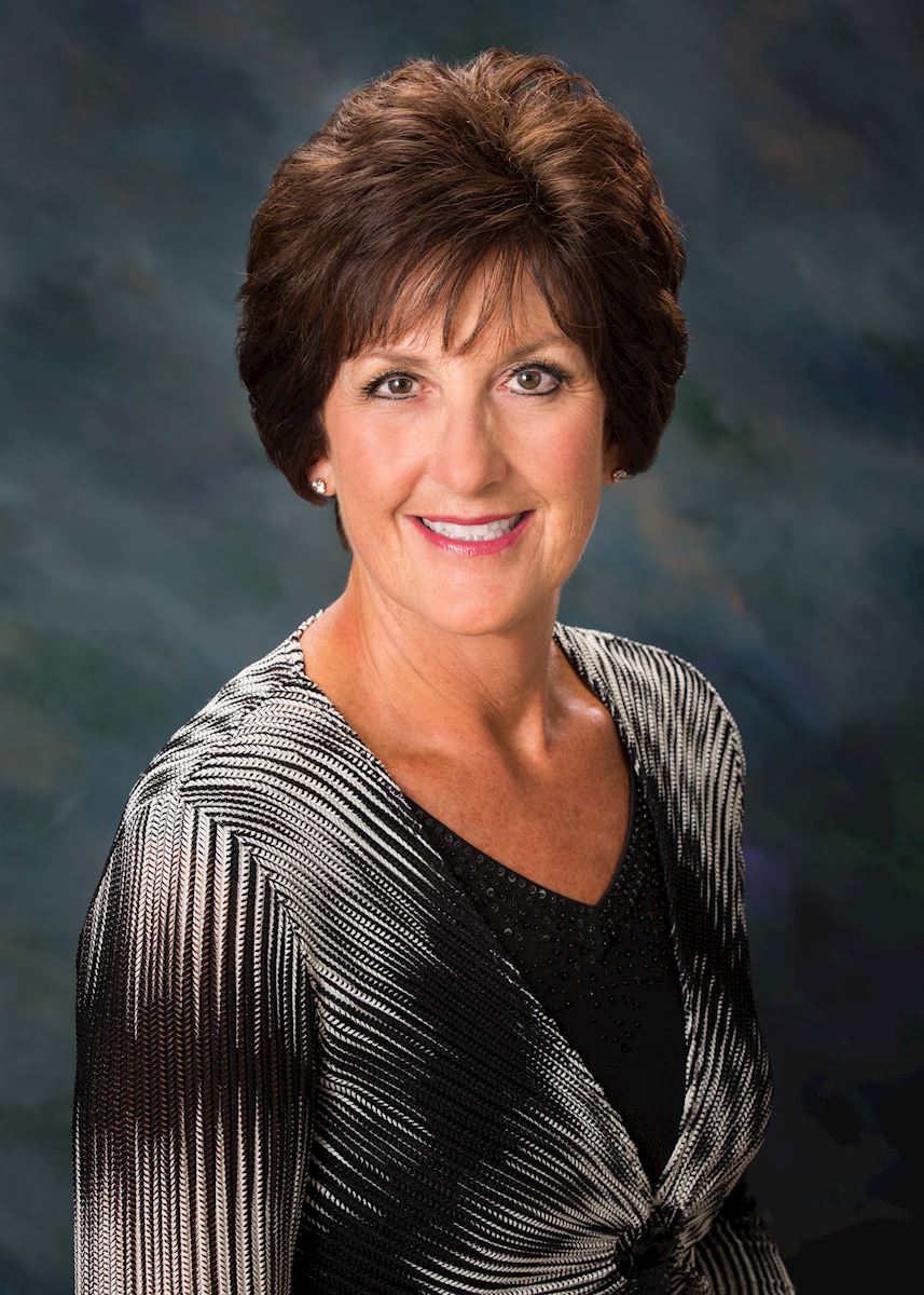 picture of Trish Roberts