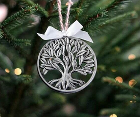 St. Anthony Regional Hospital Presents the Tree of Love Ceremony